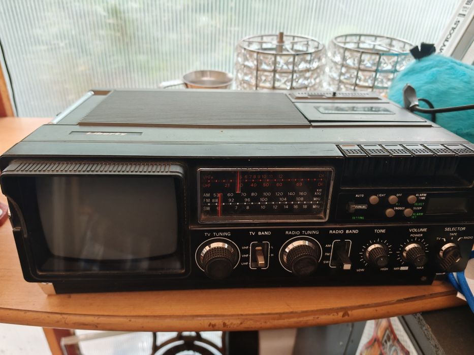 Vând casetofon vintage