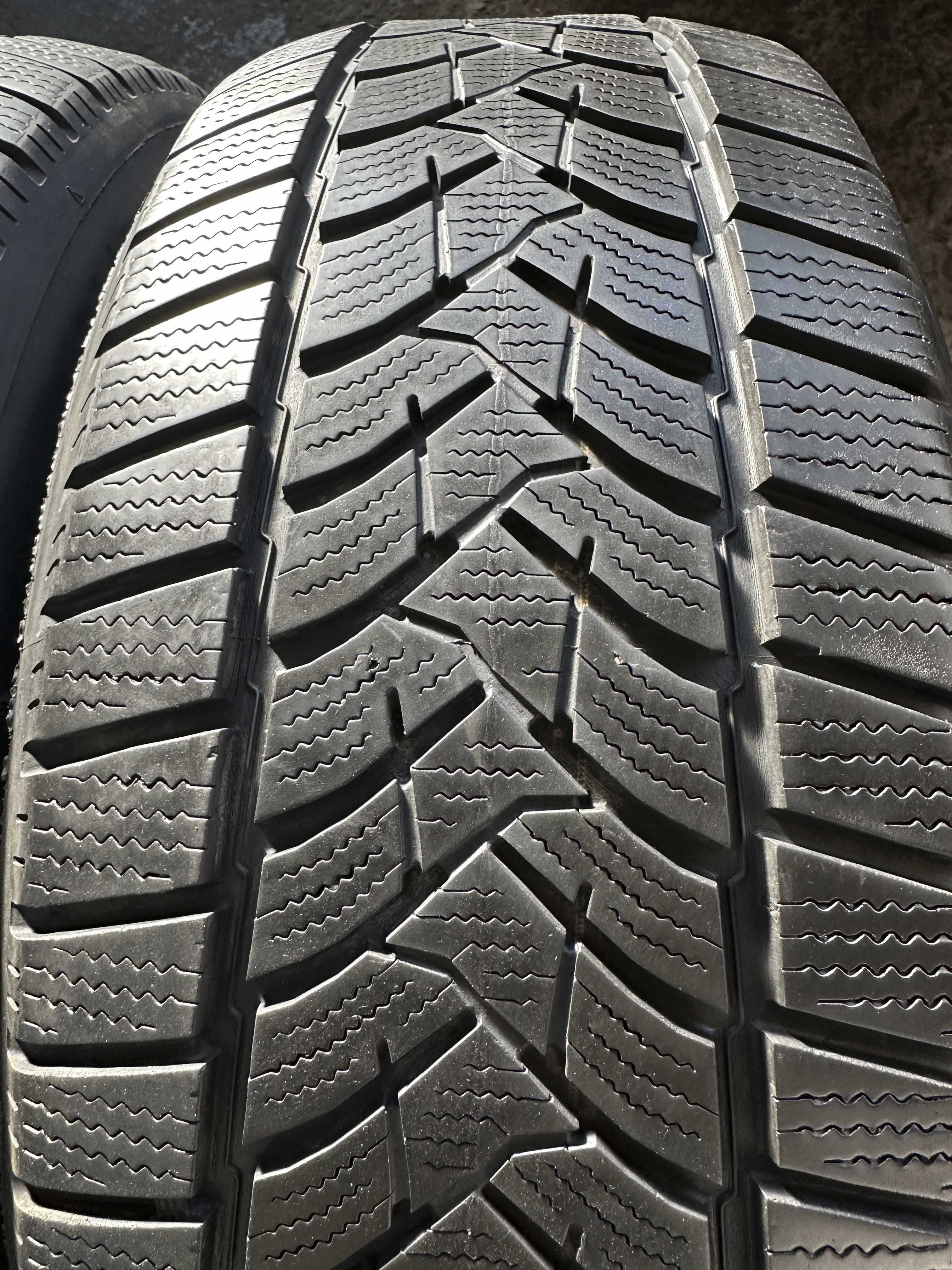 SET 2 Anvelope Iarna 215/60 R17 96H  DUNLOP Winter Sport 5 suv