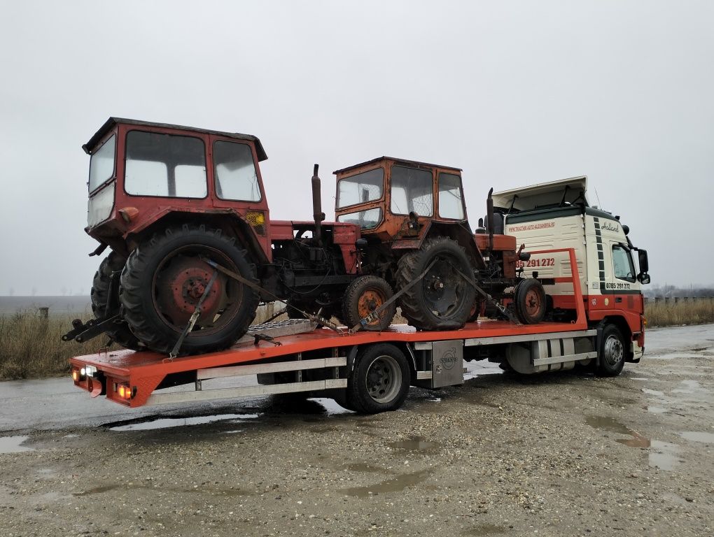 Tractari auto Teleorman Zimnicea Turnu transport tractor John Deere