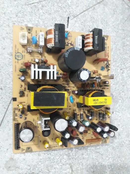 modul amplificat ,microfon ,bluetooth 5,0 si diferite surse alimentare