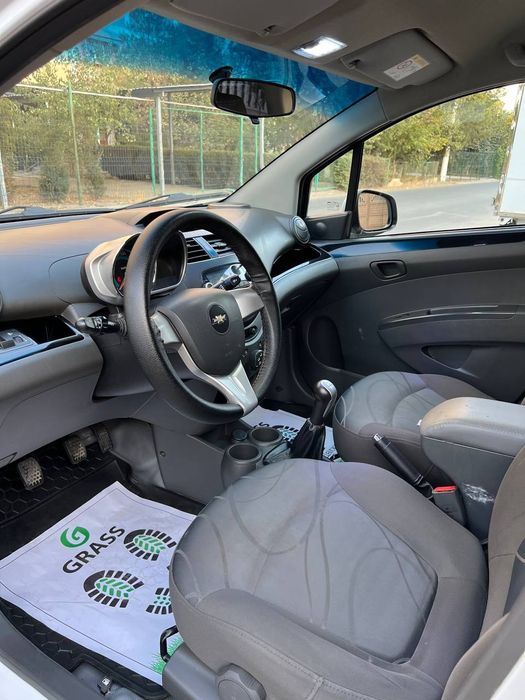 Chevrolet  Spark  optima plyus