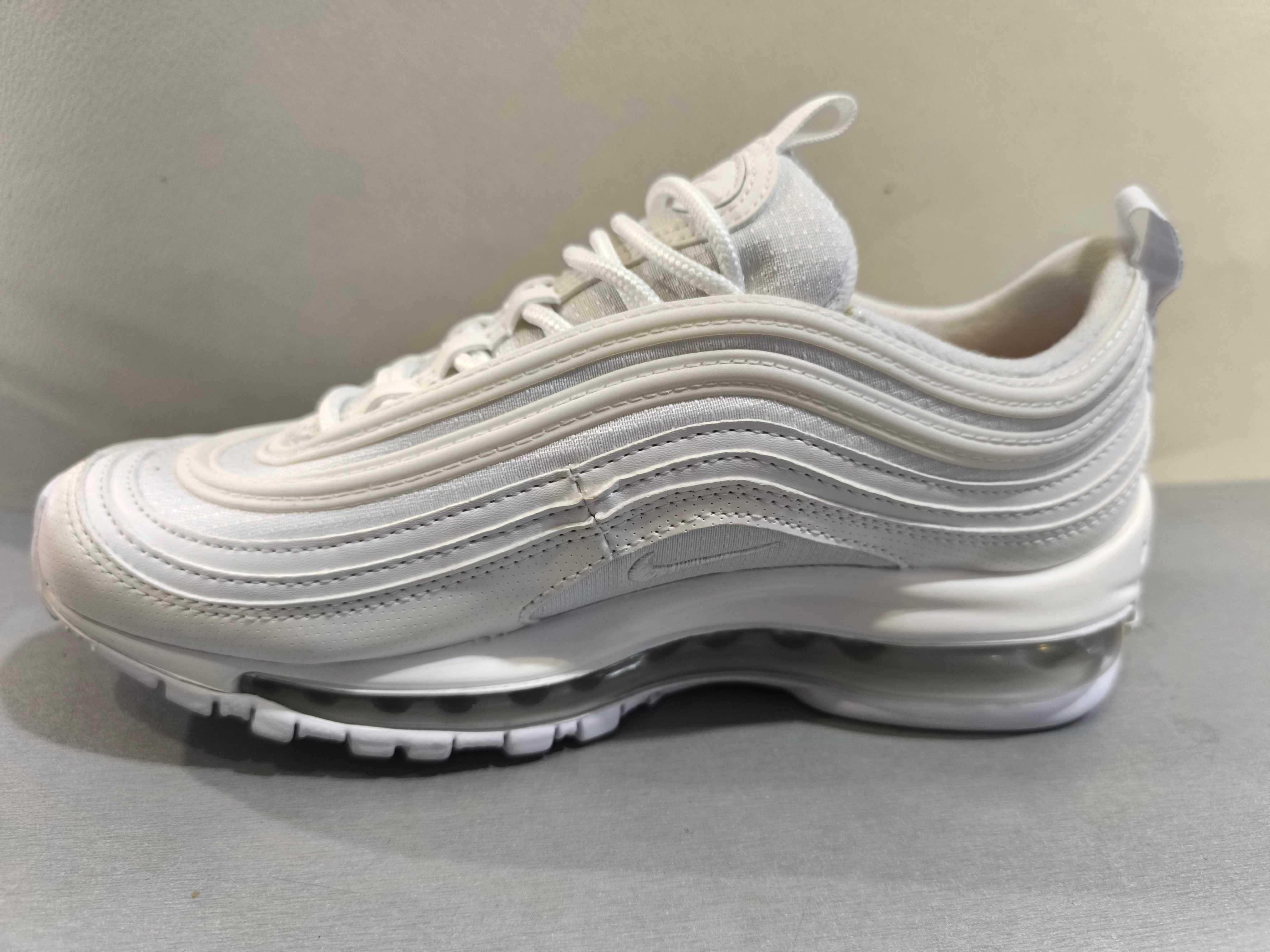Nike Air Max N36/23sm.Маратонки с камери.Нови.Оригинал.