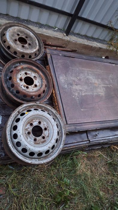 Диски от мерседес спринтера бу