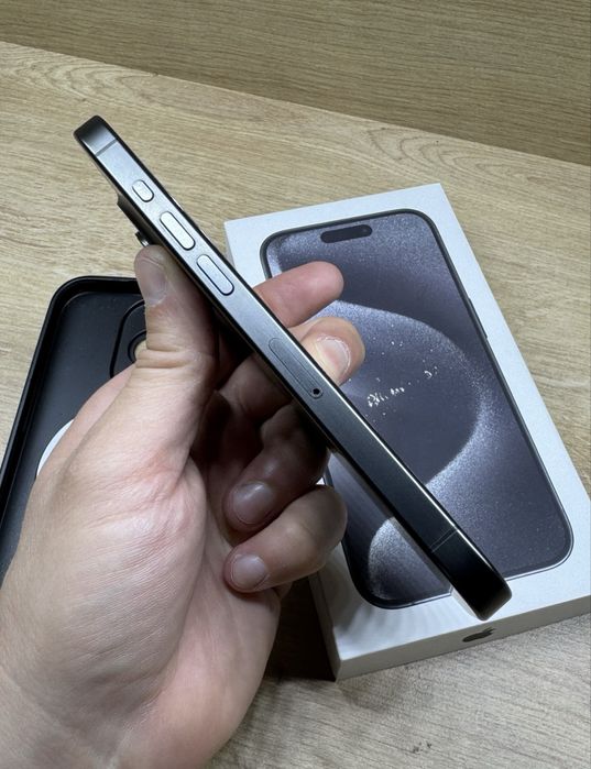 vand iPhone 15 Pro 256Gb Black titanium 97%