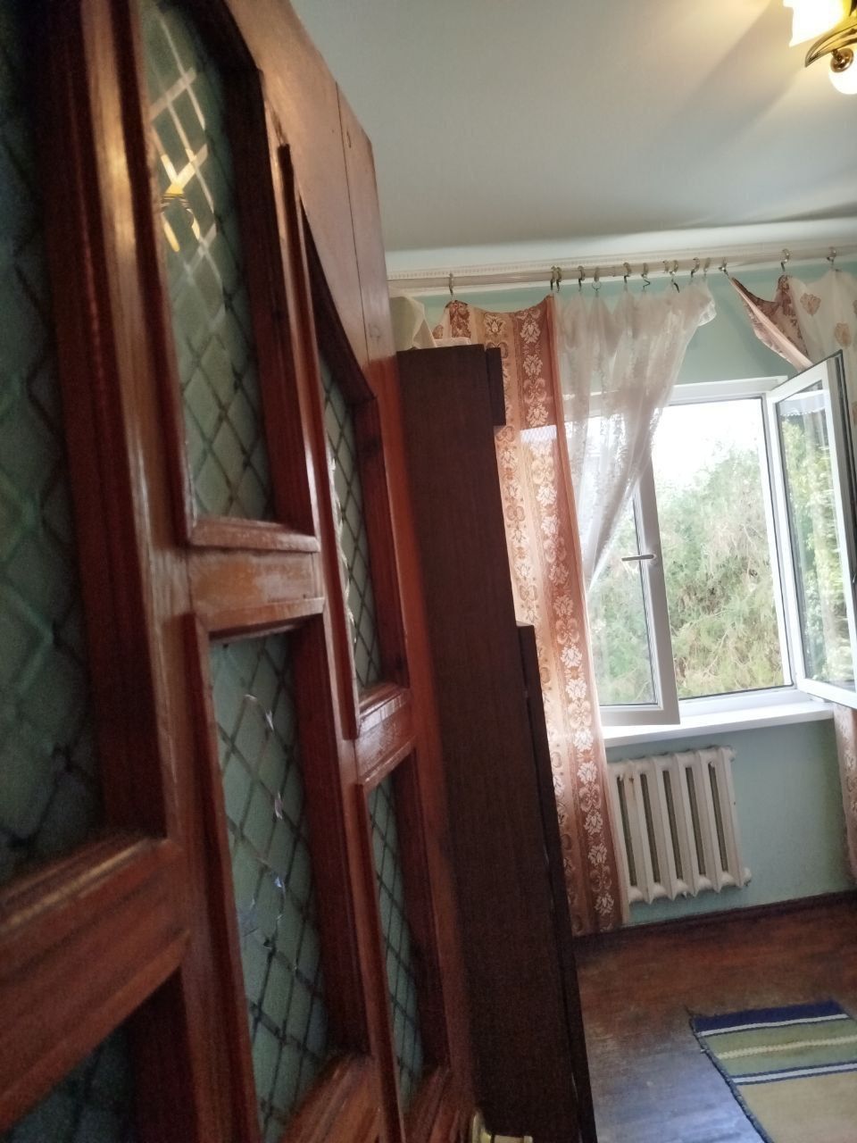 Срочно ! Продаётся Мирабадский р-н Куйлюк массив 4 3/3/4

Кв