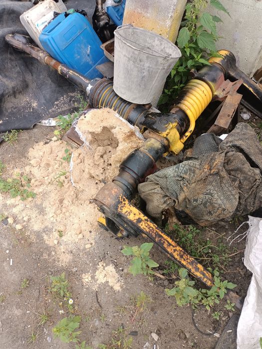 Навеска к700 после ремонта, также есть центральный винт и вертикальные