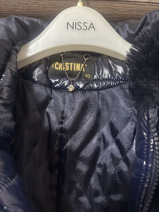 Geaca matlasata blanita