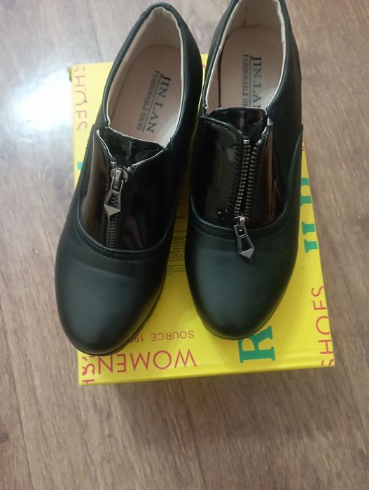 Туфли весна осень,сапоги зимние