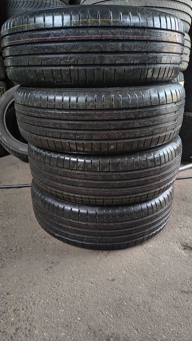 Vând anvelope vară 215,65,R17 99H Hankook