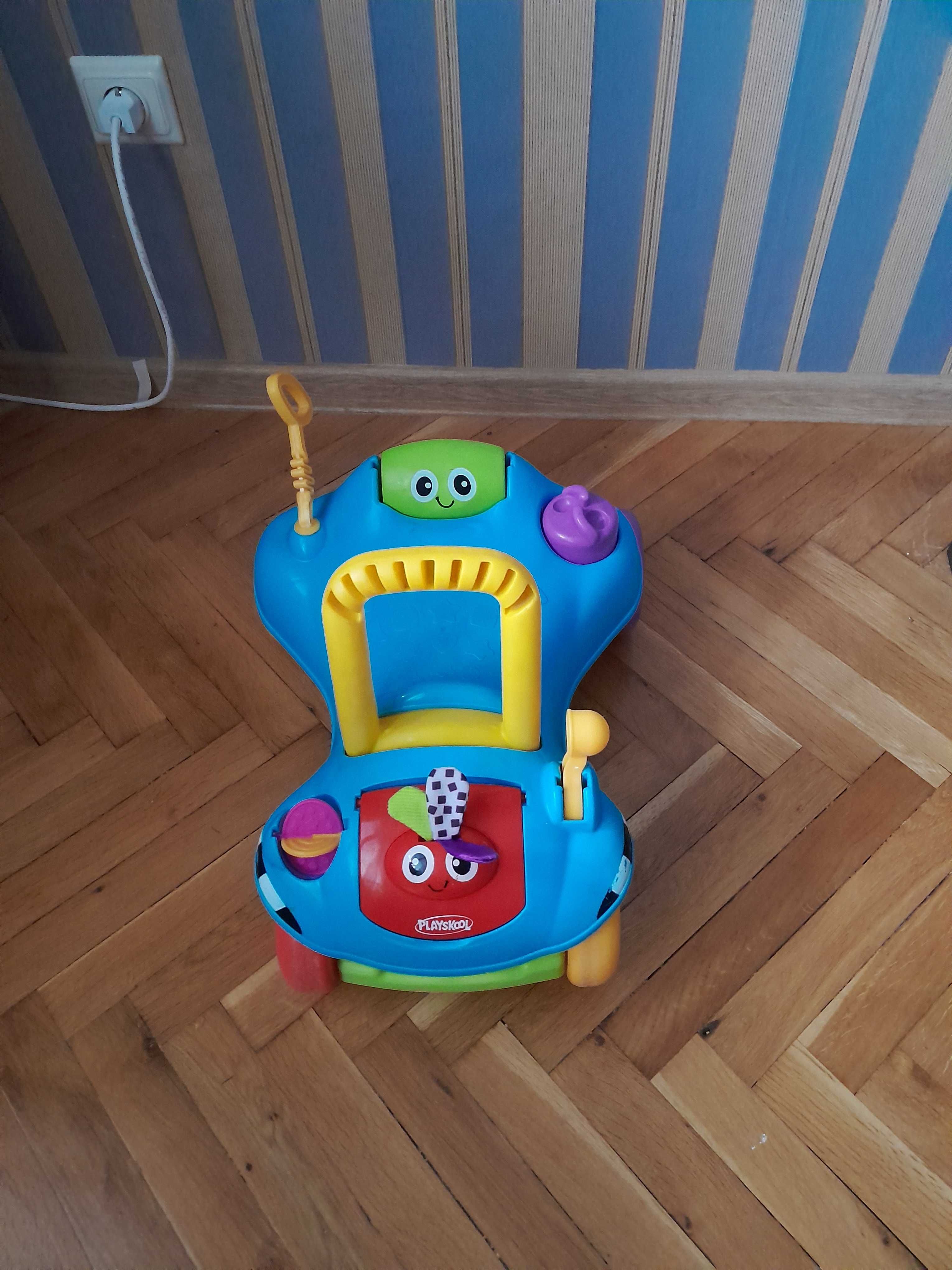 Запазена количка за малко дете