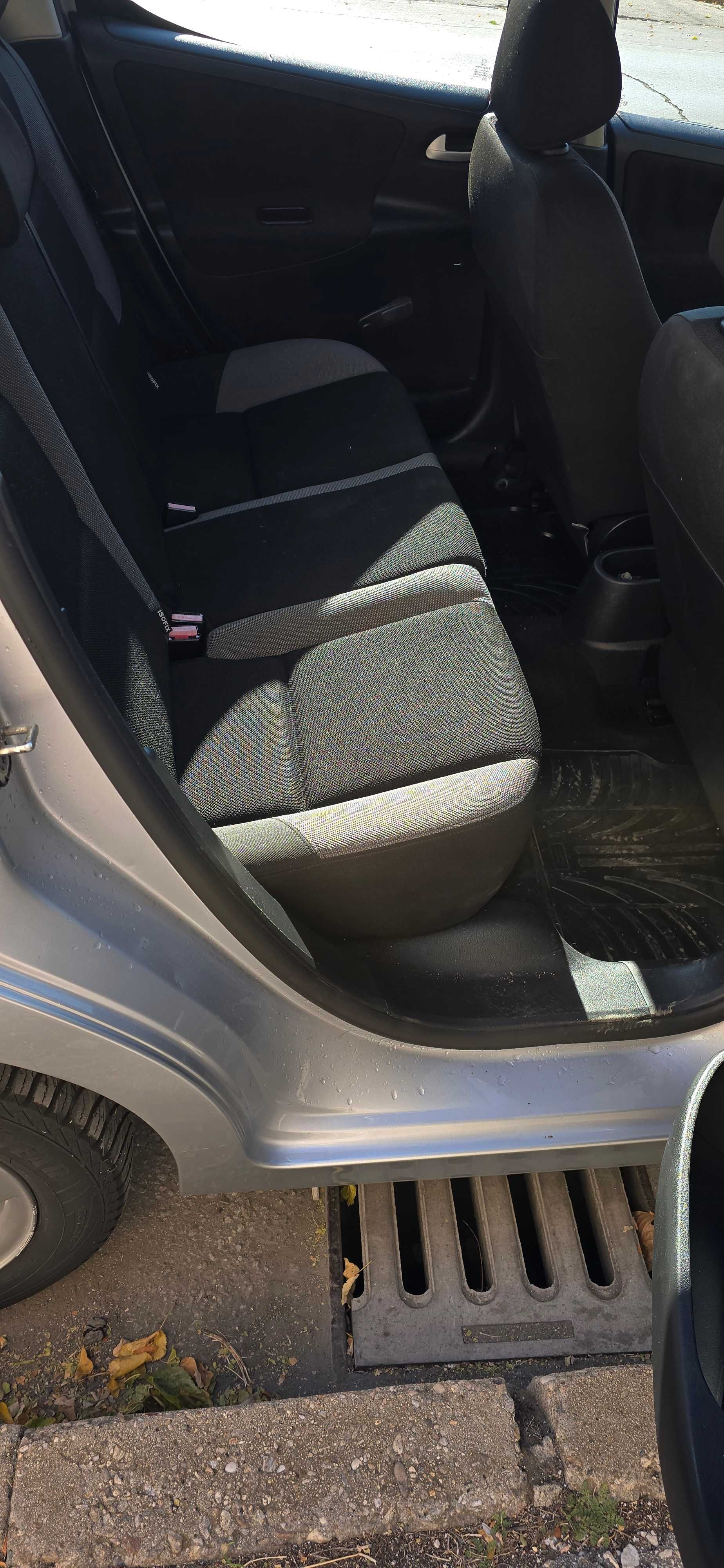Peugeot 207 1,4 75к.с. 2009 много добро състояние