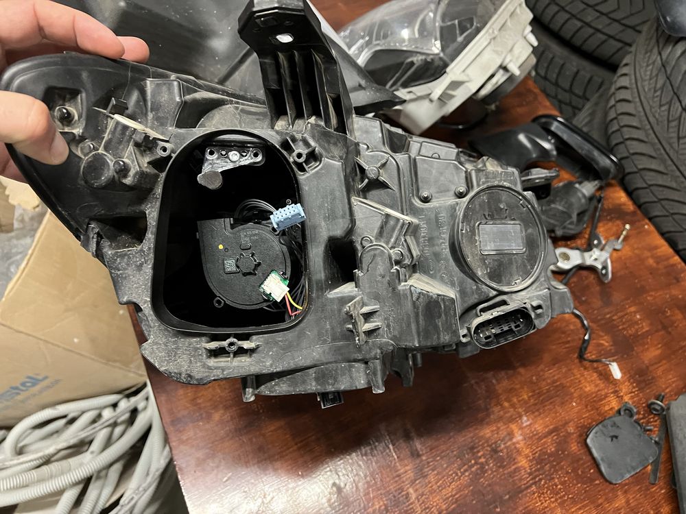 Far stanga led Mercedes CLA w117 cu defect A1178206761