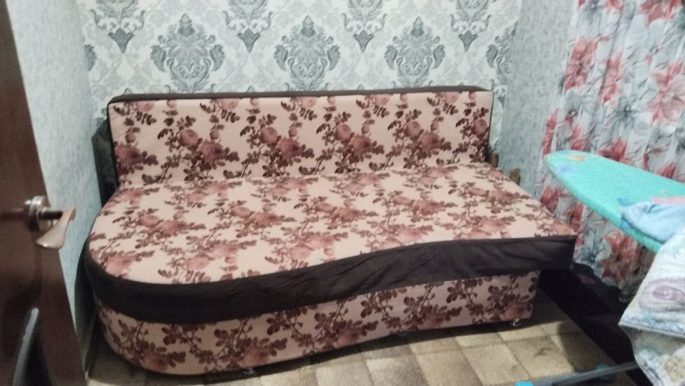 Шкаф диван уголок компьютерный стол