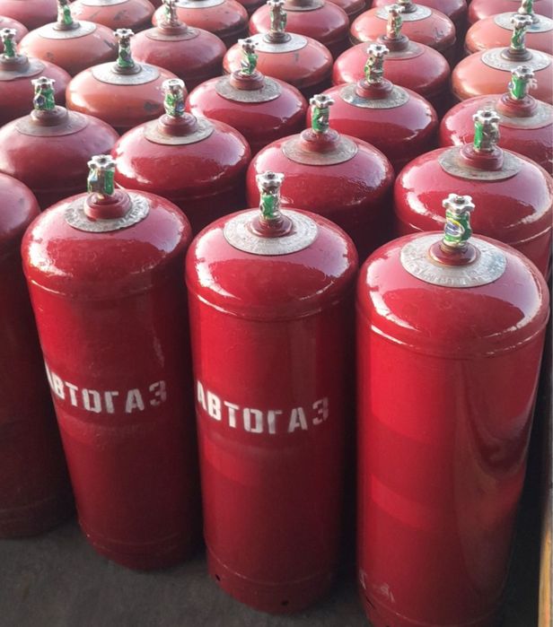 Продам  заправленный газ баллоны 50л /20 кг  27л/ 10 кг