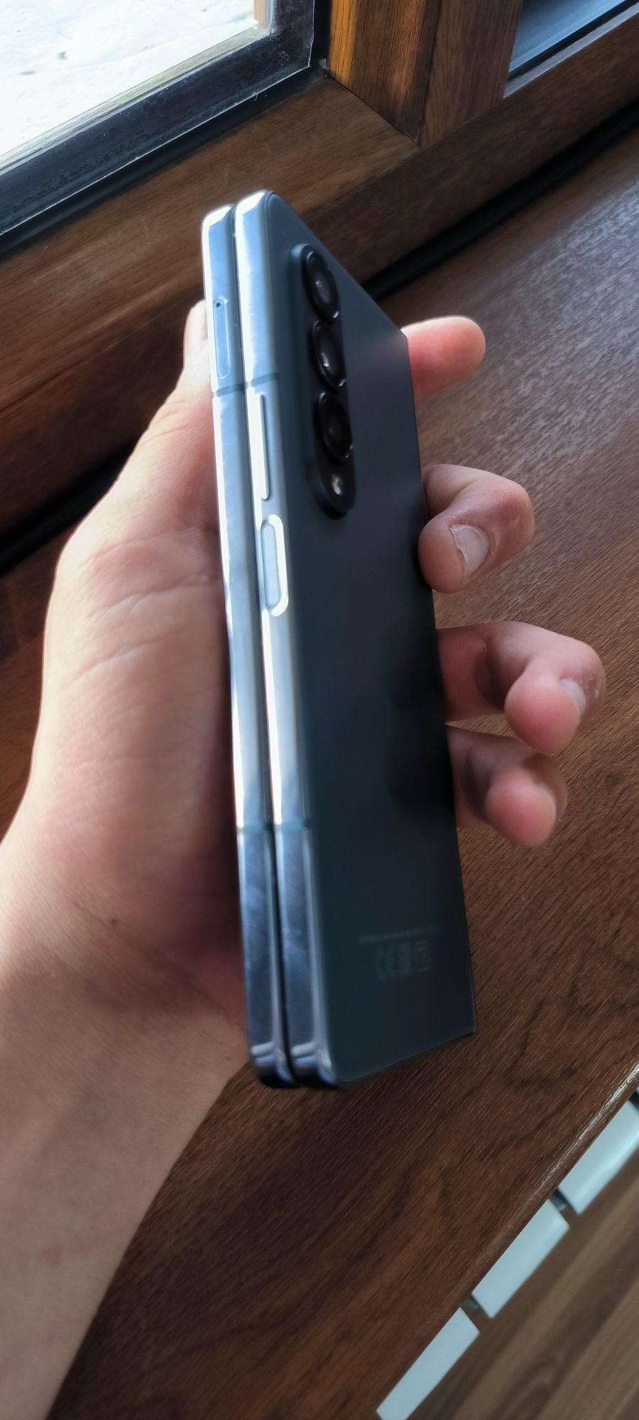 Samsung galaxy z fold 4
