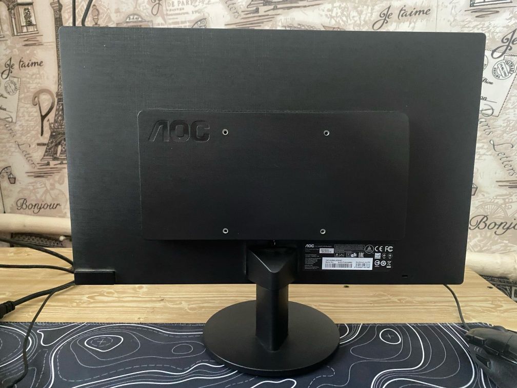 Продам монитор AOC
