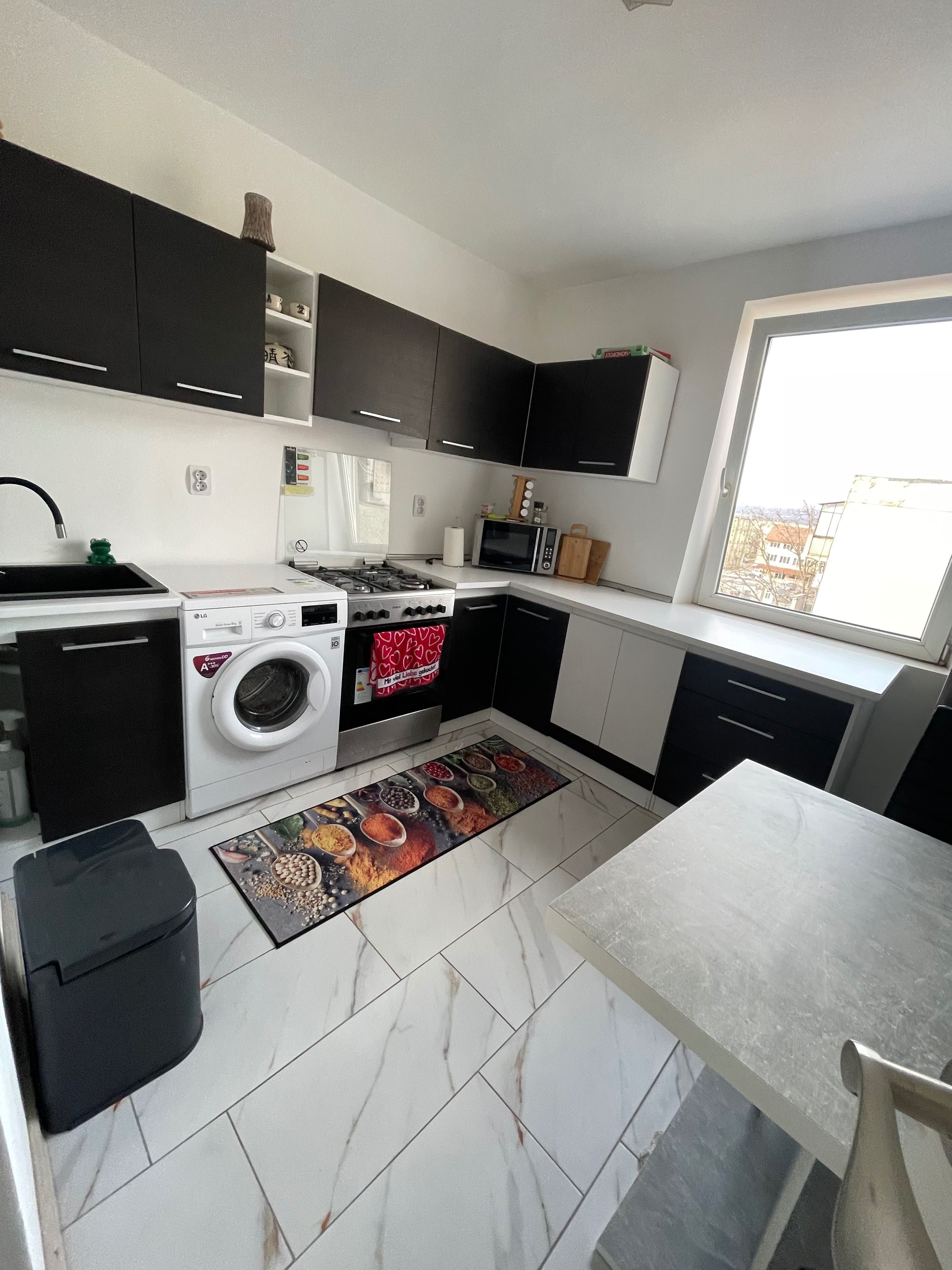 apartamente de vanzare moldova-noua