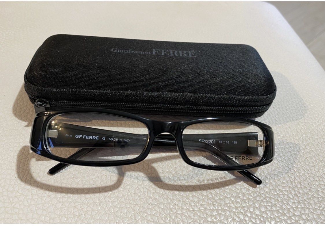 Оригинални диоптрични очила FERRE