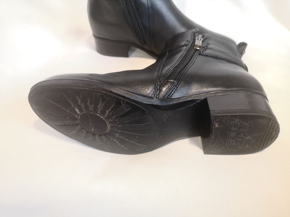 Боти естествена кожа, номер 36