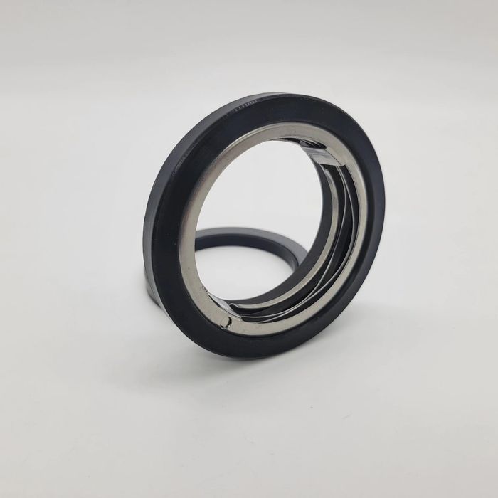 Аксиалное торцевое уплотнение