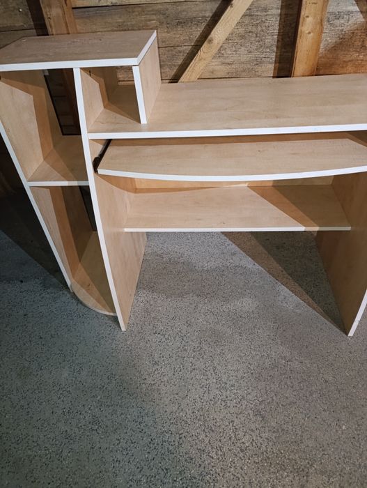 Ученическо Бюро.