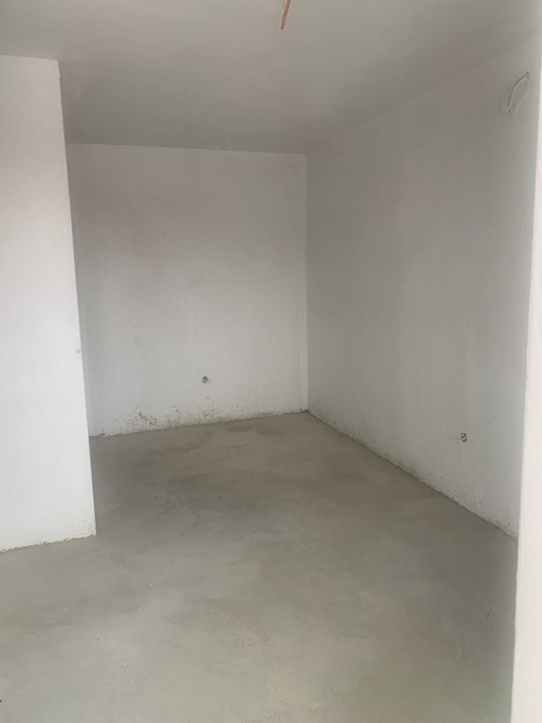 Продава се Тристаен апартамент в Карлово - 95 кв.м за 1316 €/кв.м - Снимка #8