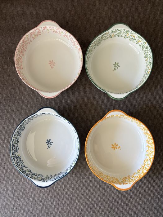 Set 4 boluri ceramica - pictate manual - noi