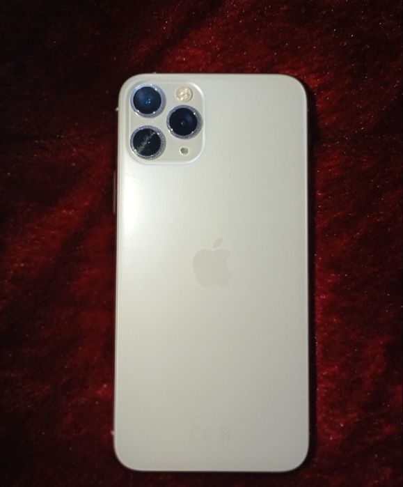 iPhone 11 pro sotiladi srochna