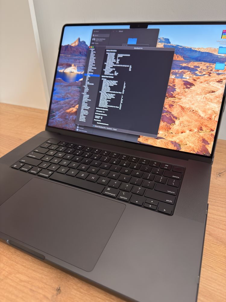 Apple MacBook Pro 16 M3 Max 40GPU Core  / 48 Гб / SSD 1tb