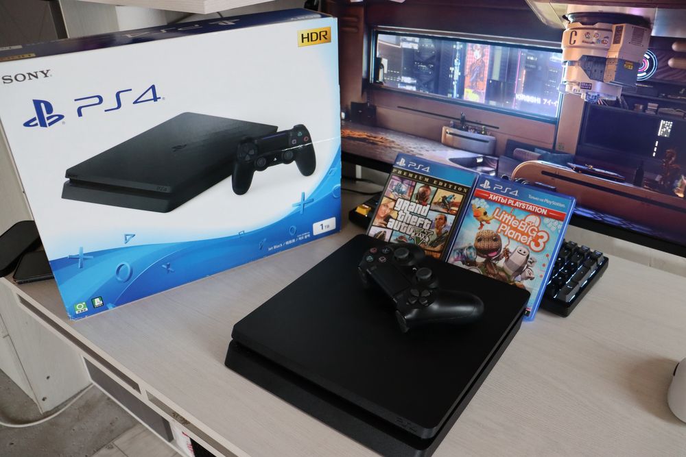 PlayStation 4 slim (PS4) 1 терабайт