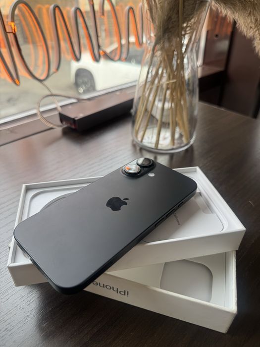 iPhone 16 128 состояние отличное