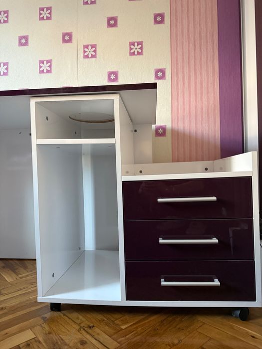 Запазено ученическо бюро