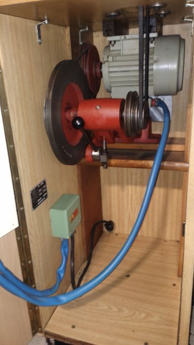 часовникарски чешки струг Тос МН 80, TOS MN 80