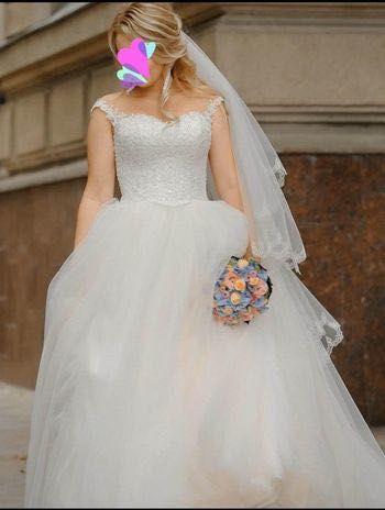 Rochie de mireasă tip prințesă