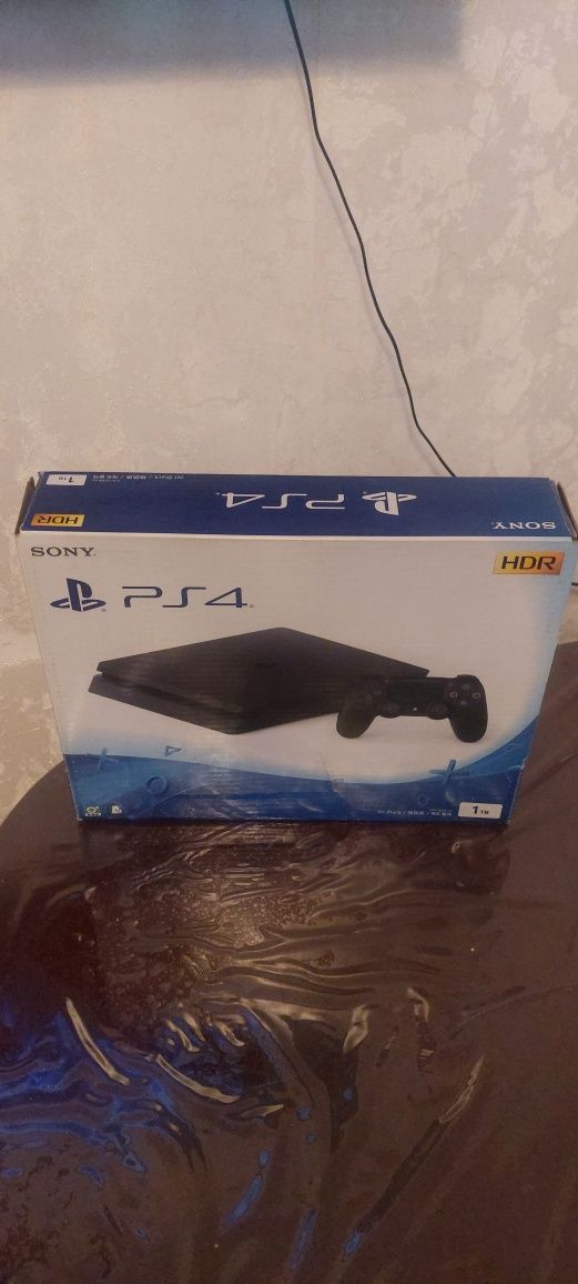 Продаётся Sony Play Station-4 Slim 1000GB за 260 у.е!