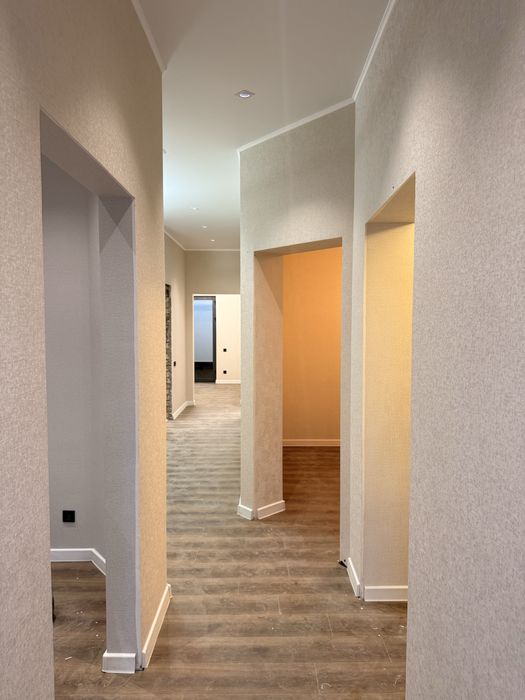 Дом 1.7 сот, 4 комнаты + холл, 2 санузла — центр Сергели