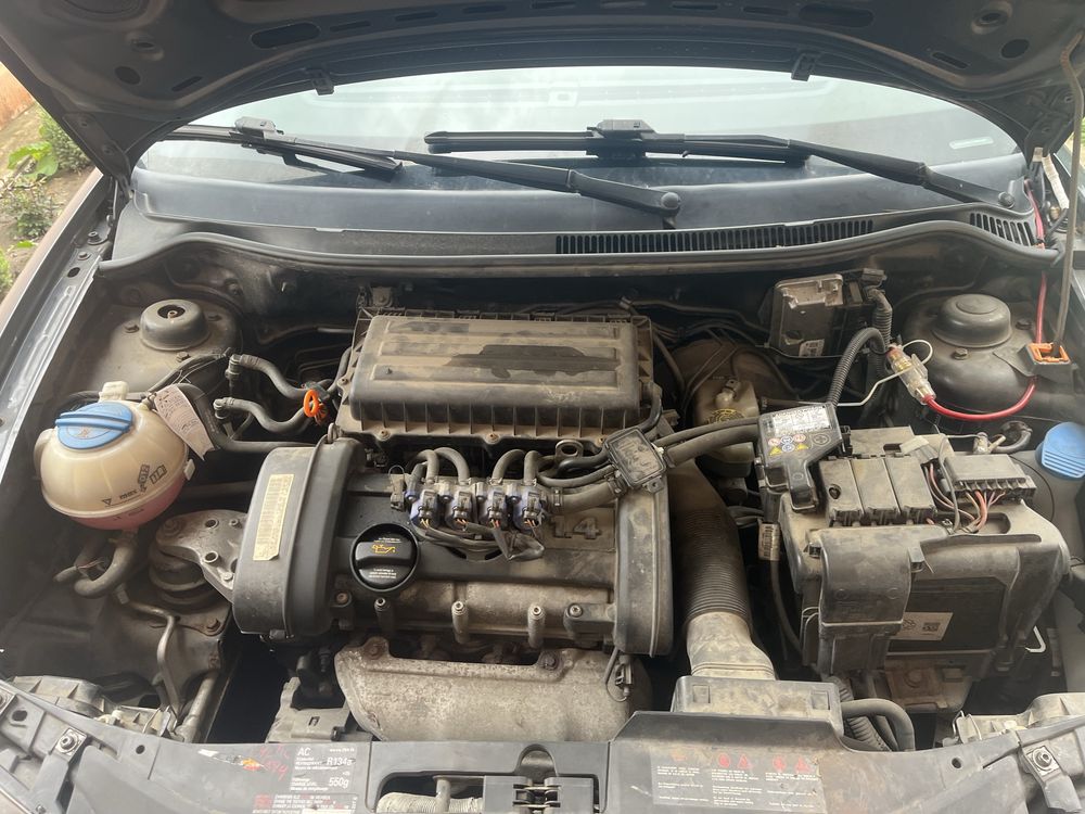 Vand intreaga sau dezmembrez seat ibiza