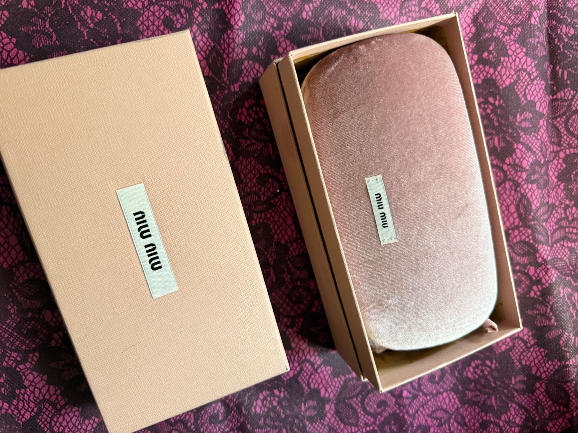 Слънчеви очила Miu Miu