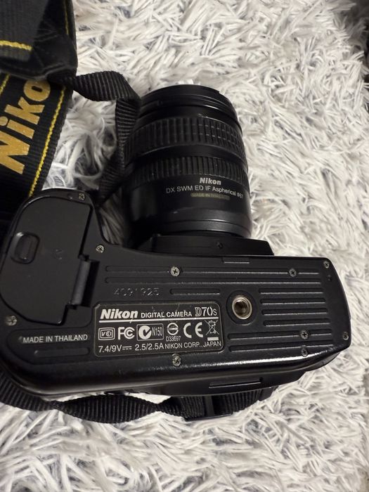 Aparat foto nikon se vinde
