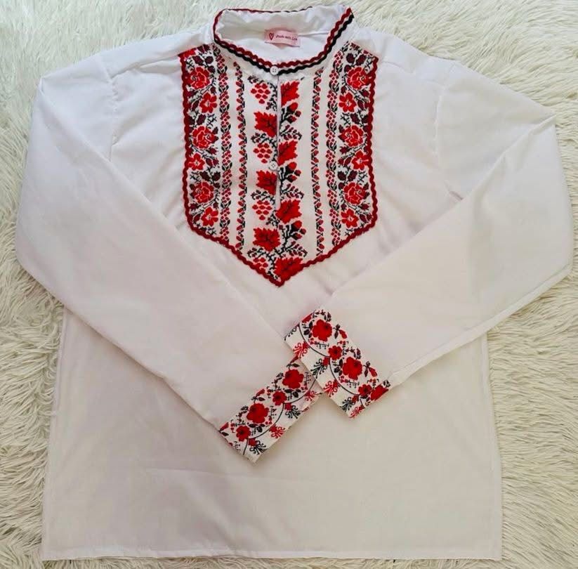 Риза с народени мотиви / ризи с бродерия