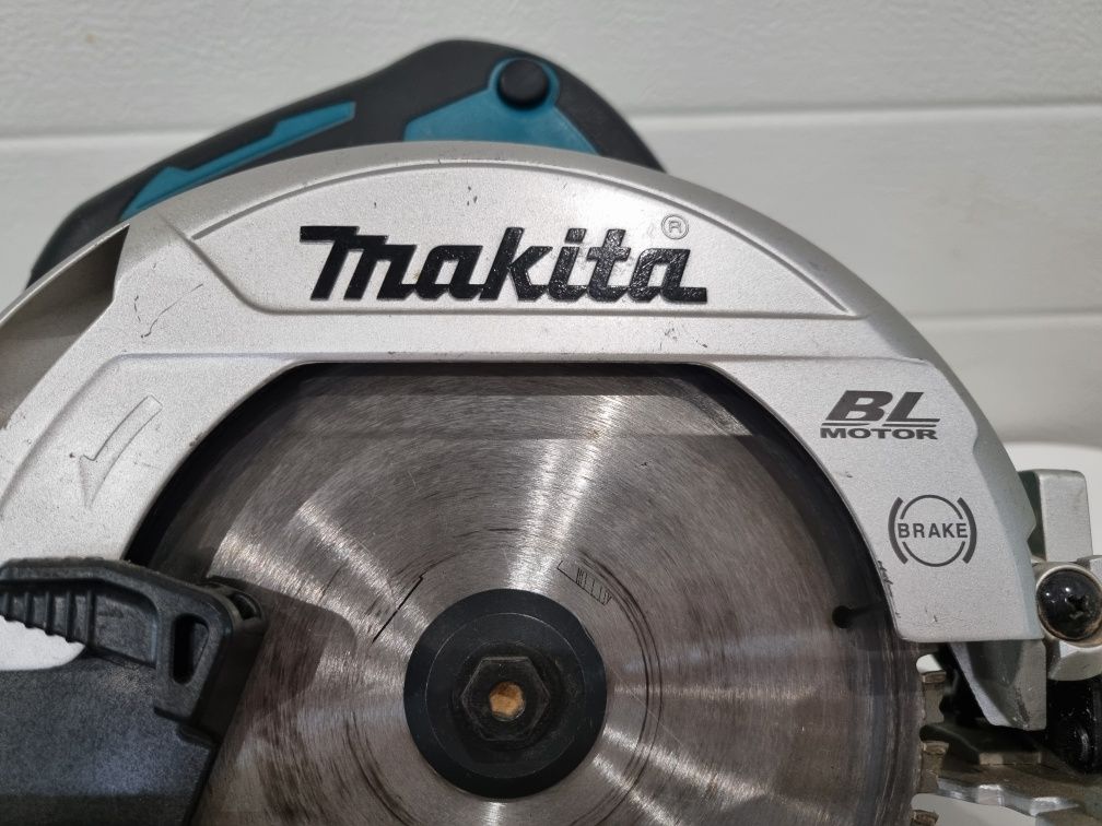 Акумулаторен ръчен циркуляр Makita DHS660