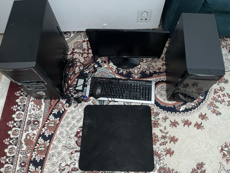 Продам кормуса от комьпютера и клавиатуру с мышю и монитор за все 5500