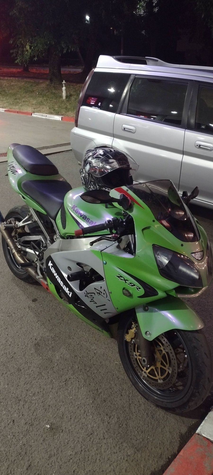 Kawasaki ZX9R 2003