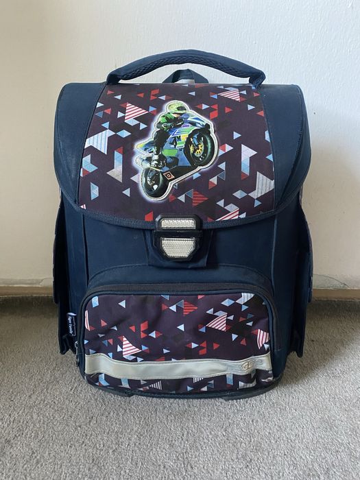 Качественный детский портфель, сумка, рюкзак