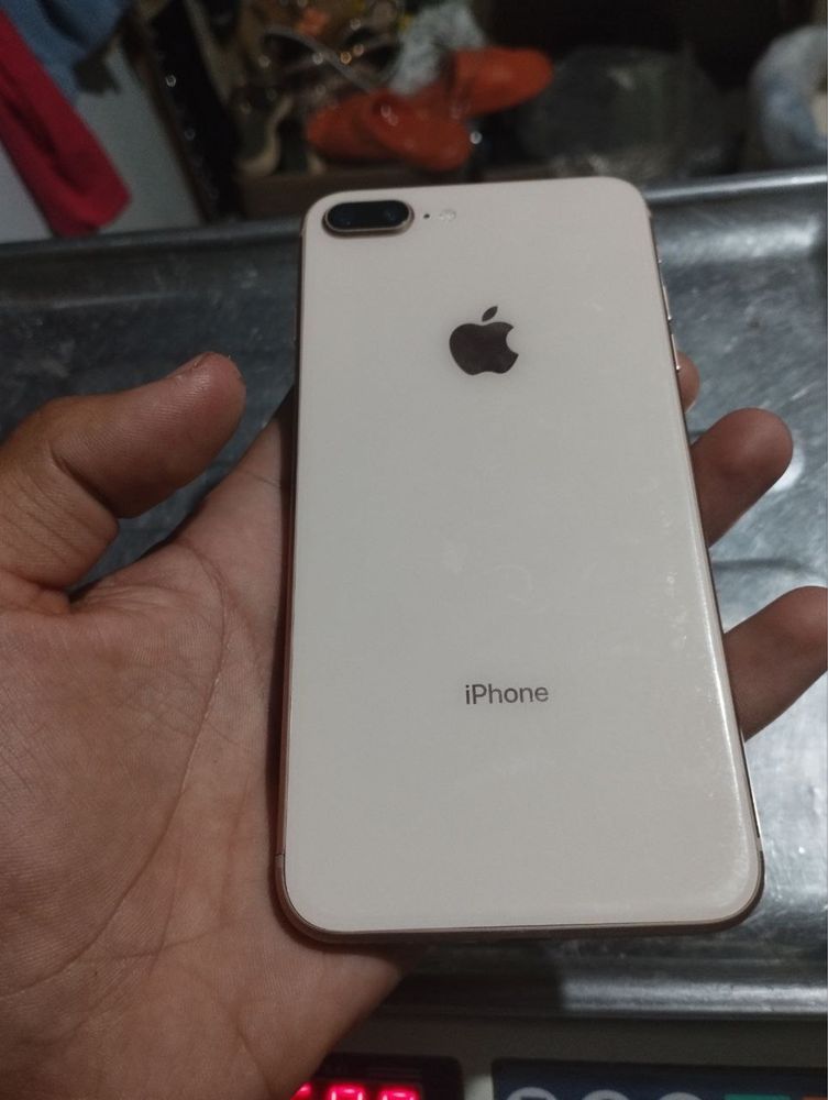 Iphone 8 plus 64 GB