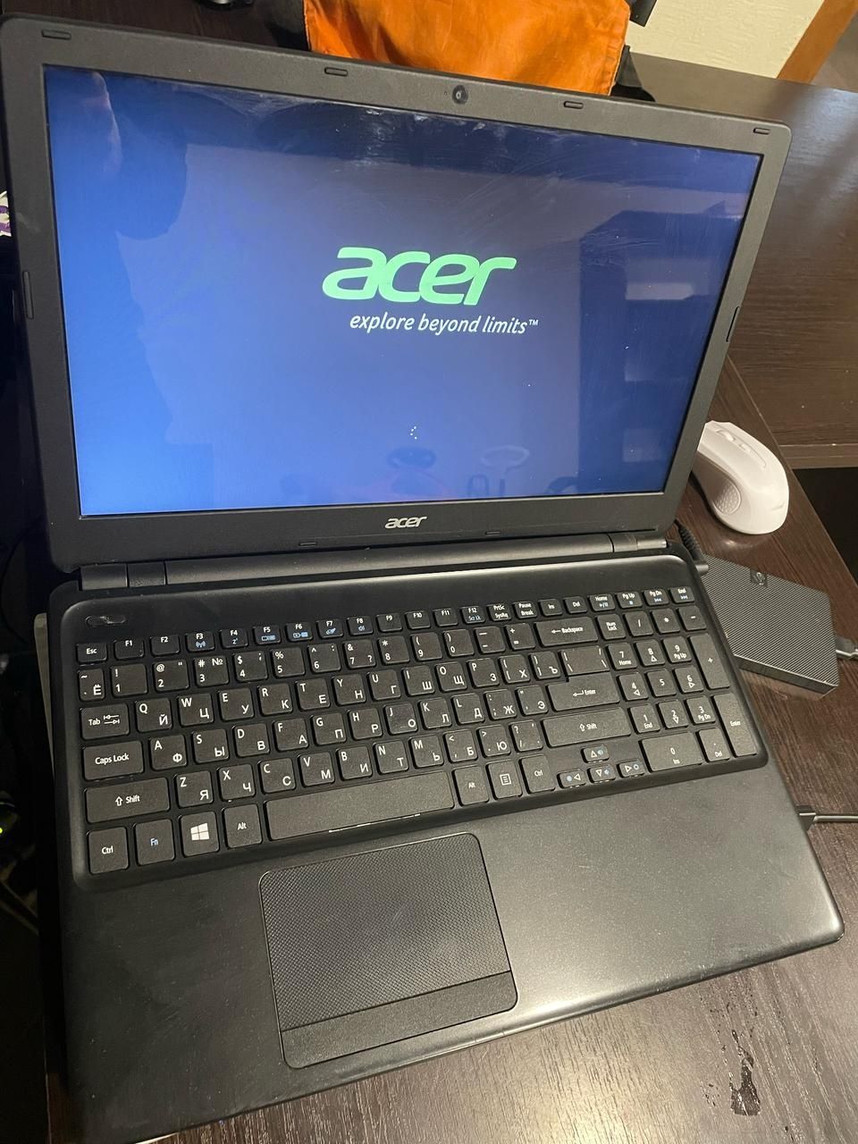Продам ноутбук Acer core i7 сумка мышка