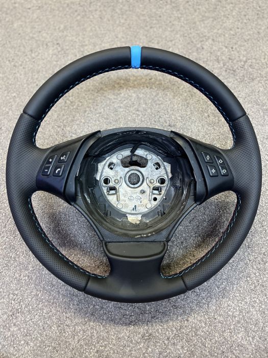 Volan piele Bmw Seria 1,Seria 3 e90/91/92/93/81/87 X1 2005-2010