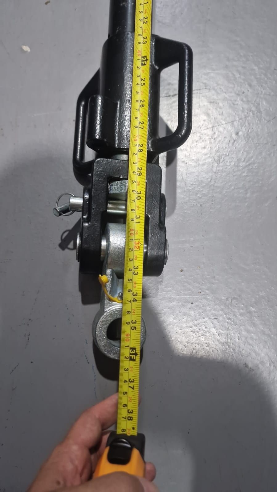 Tirant stabilizator lateral vertical tractor case lh 270 cp preț 2500