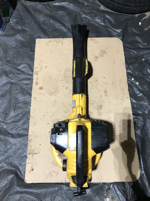 Suflanta Frunze italia Mc cullock BVM 250