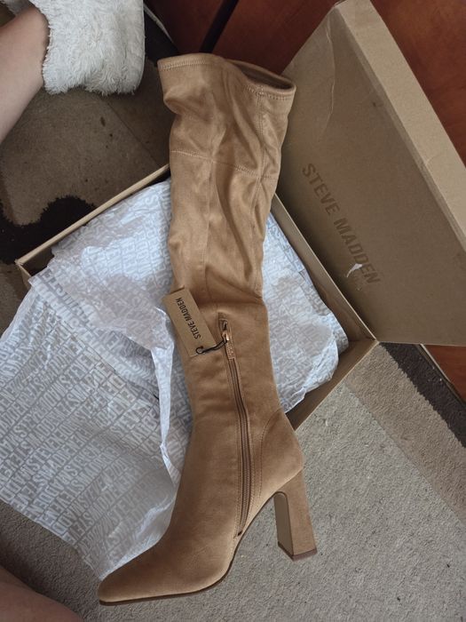 Vînd cizme Steve Madden